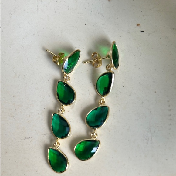 Emerald Quartz Gold 24 k electroplated earrings - Picture 4 of 5